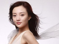 李小璐个人资料简介,从童星到辣妈，娱乐圈的蜕变与成长